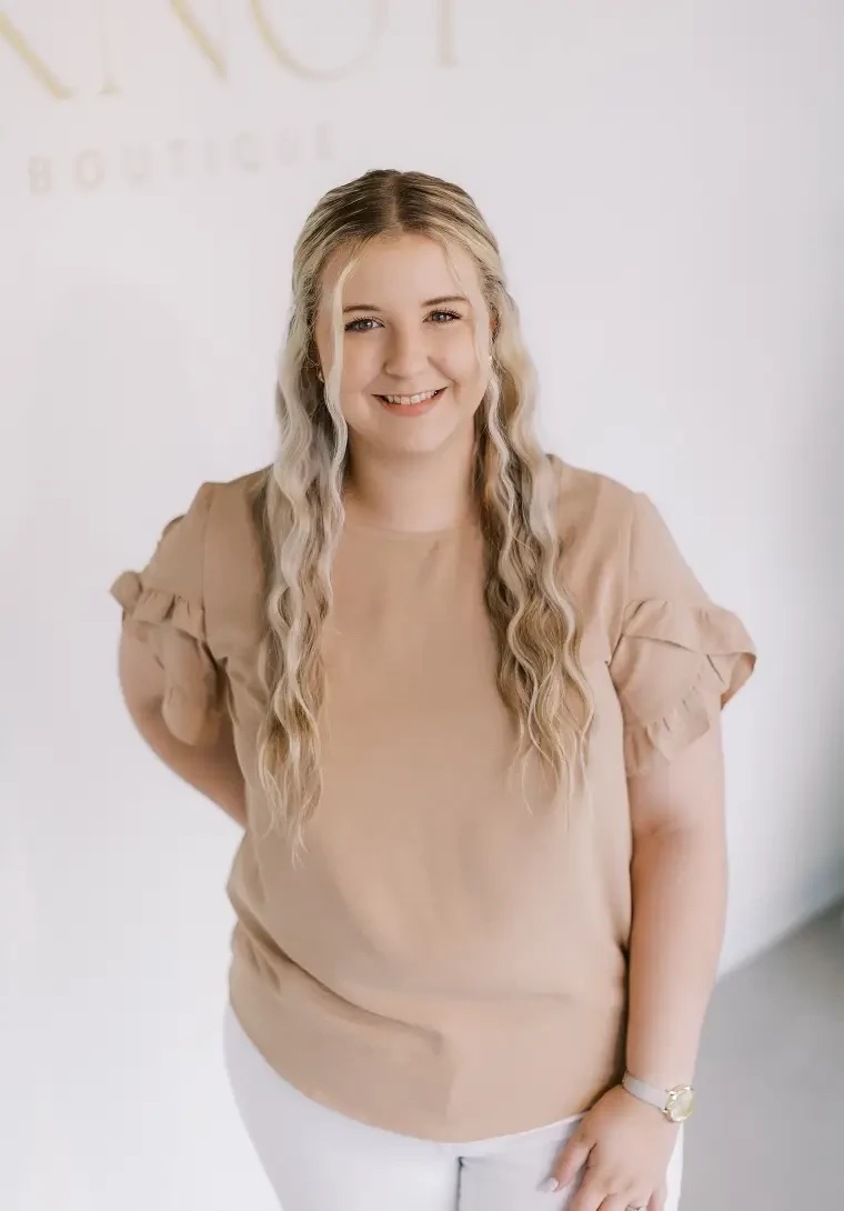 bridal stylist
