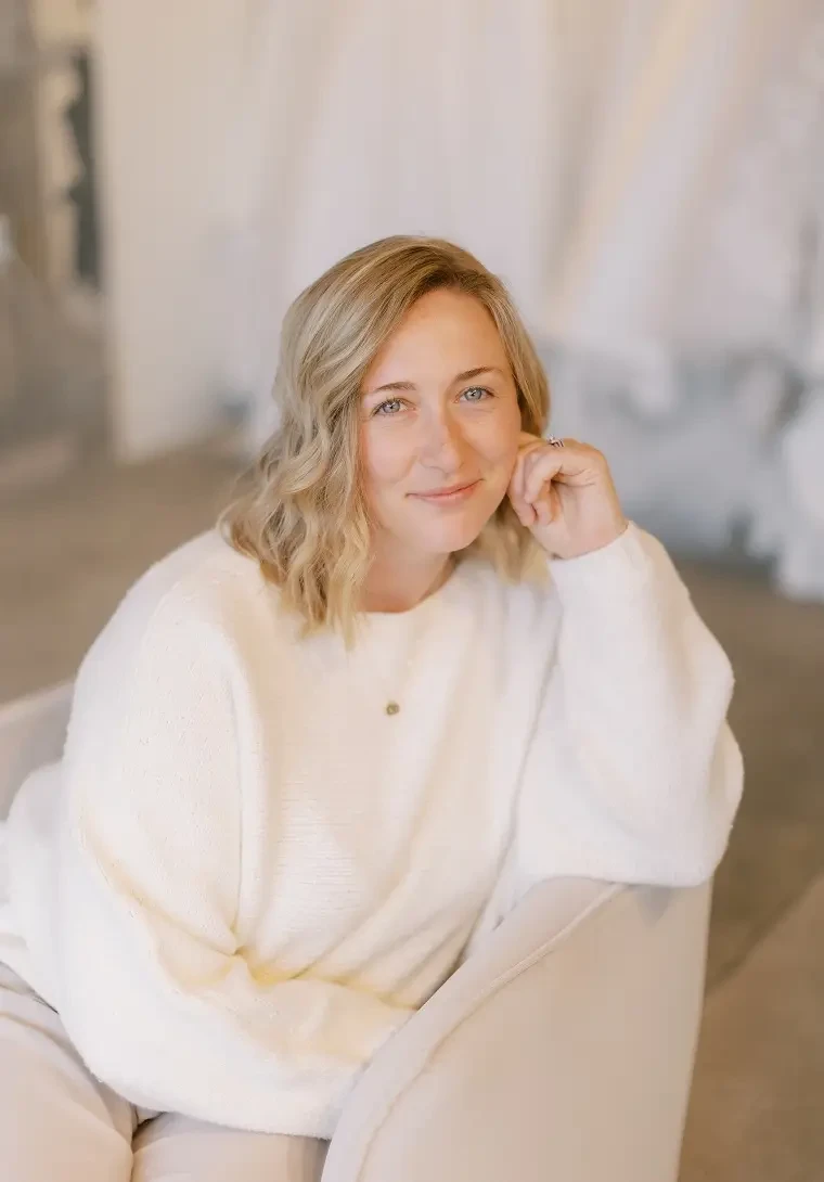 bridal stylist