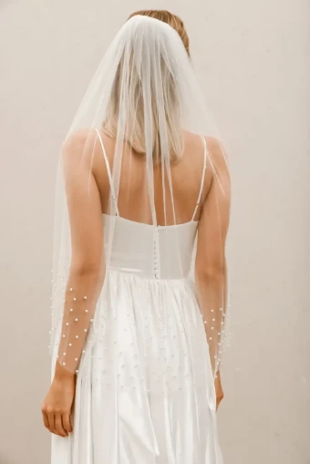 Heirloom Bridal Company V002 #6 Ivory thumbnail