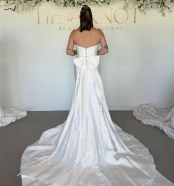 Private Label #1 Ivory Brocade thumbnail