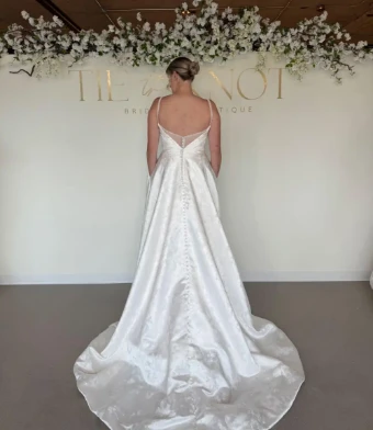 Oliver Lane TTK5158 #1 Ivory thumbnail