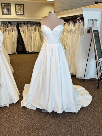 Oliver Lane TTK5249 #0 Ivory Satin thumbnail