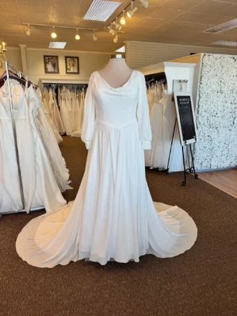 Oliver Lane TTK5261 #0 Ivory Chiffon thumbnail