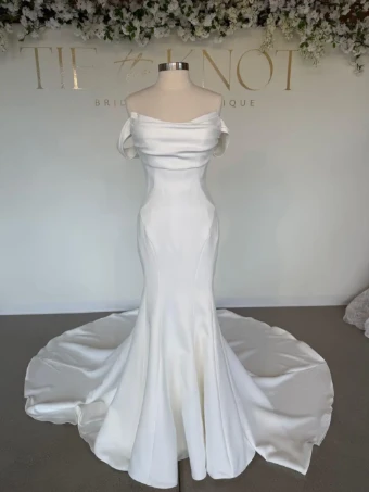 Oliver Lane TTK5222 #0 Ivory Satin thumbnail