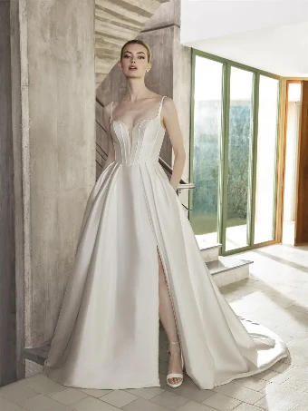 Pronovias TTK7223 #0 Off-White thumbnail