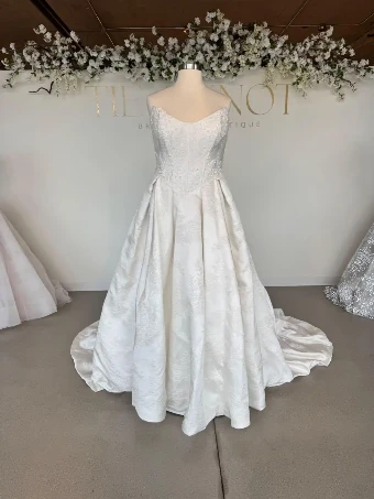 Oliver Lane TTK5230 Brocade #0 Ivory Brocade thumbnail