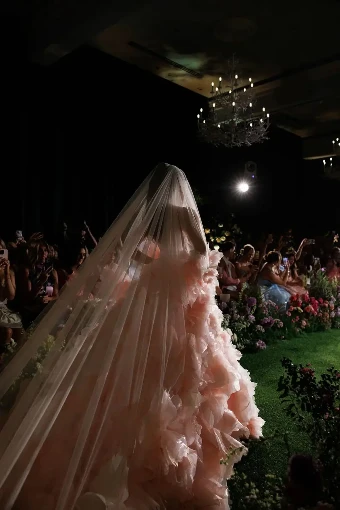 Hayley Paige HP V005 #1 Ivory/Rosé thumbnail