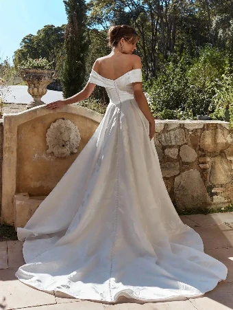 Tania Olsen OTR116 #0 Vintage White thumbnail