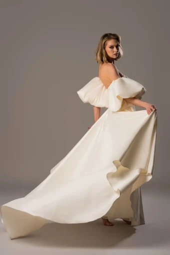 Colby John June / L3019 #2 Ivory thumbnail