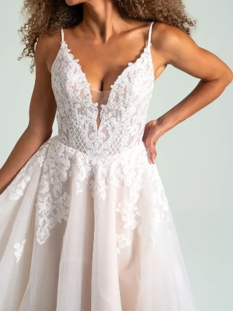 Hayley Paige TTK7500 #2 Ivory/Cashmere thumbnail