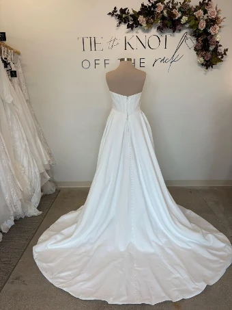 Oliver Lane TTK5282 #1 Ivory Satin thumbnail