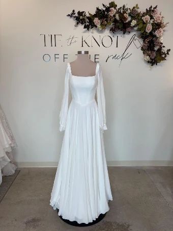 Oliver Lane TTK5277 #0 Ivory Chiffon thumbnail