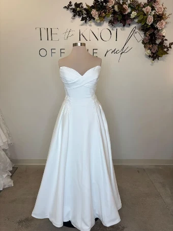 Oliver Lane TTK5275 #0 Ivory Satin thumbnail