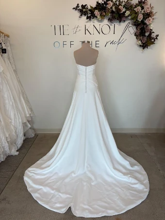 Oliver Lane TTK5287 #1 Ivory Satin thumbnail