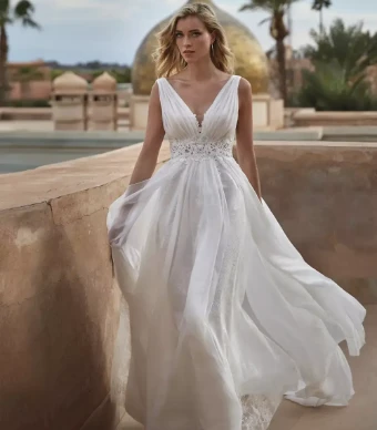Pronovias Ararat #2 Off White thumbnail