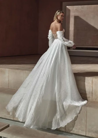 Pronovias Balia #1 Off White/Nude thumbnail