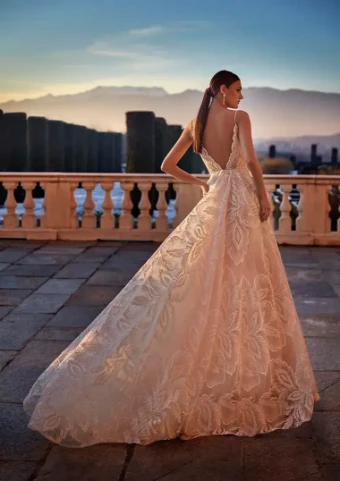 Pronovias Orlanda #1 Off-White/Light Nude/Nude thumbnail
