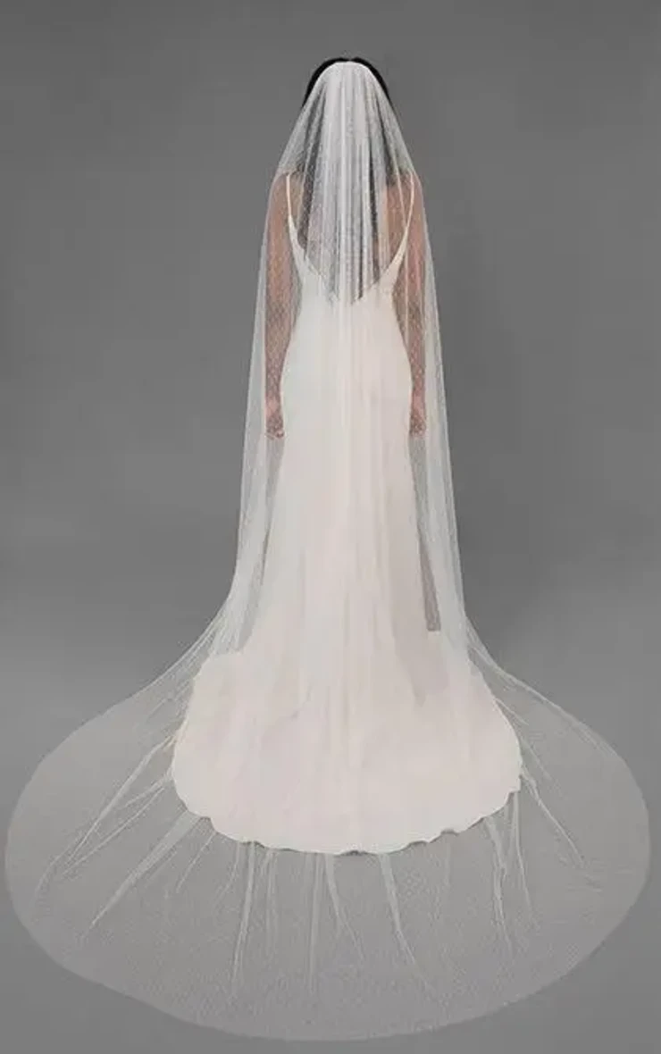 Essence of Australia AVL0125 Ivory Royal Wedding Veil Essense of Australia Ivory Lace Wedding Dress Bridal Gown  main image 4