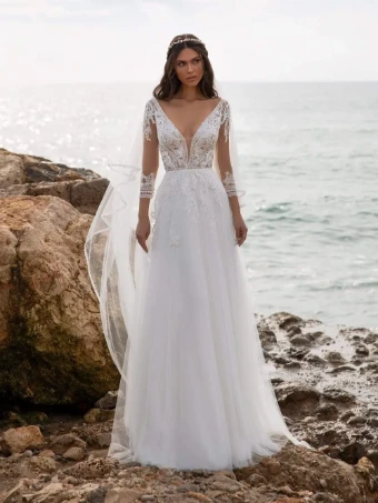 Pronovias Pron V-2020 #2 thumbnail