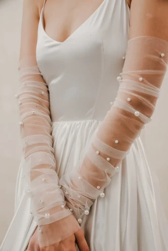 Heirloom Bridal Company Ruched Pearl Glove / G009 #3 thumbnail