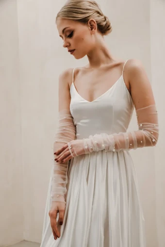 Heirloom Bridal Company Ruched Pearl Glove / G009 #2 thumbnail