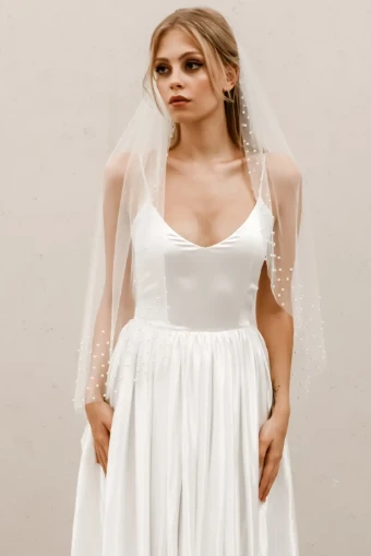 Heirloom Bridal Company V002 / Pearl Border Veil #6 thumbnail
