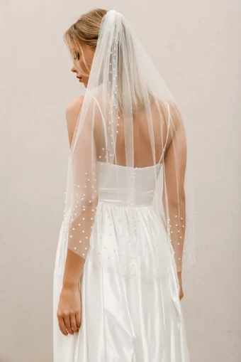 Heirloom Bridal Company V002 / Pearl Border Veil #3 thumbnail