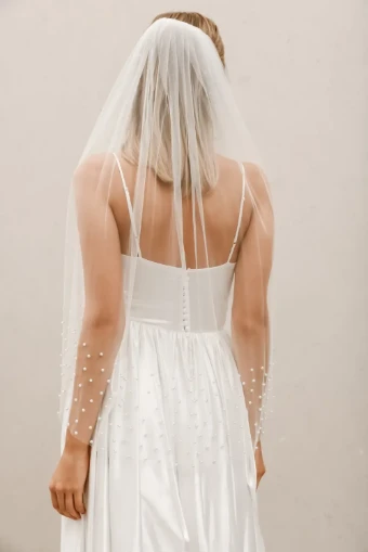 Heirloom Bridal Company V002 / Pearl Border Veil #4 thumbnail