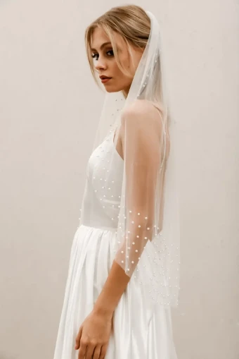 Heirloom Bridal Company V002 / Pearl Border Veil #5 thumbnail