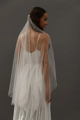 Heirloom Bridal Company V015 #1 thumbnail